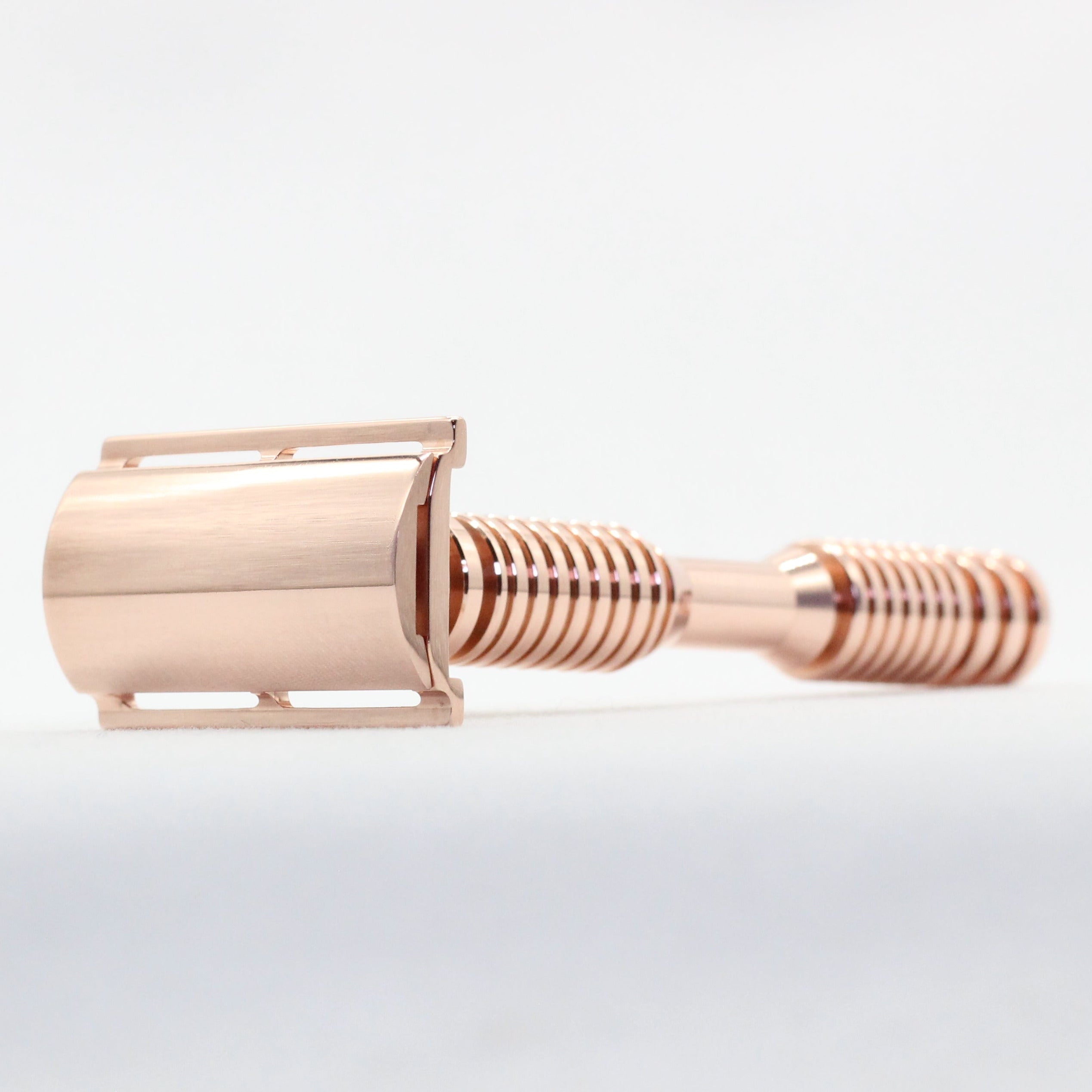 Copper safety razor for mens shaving