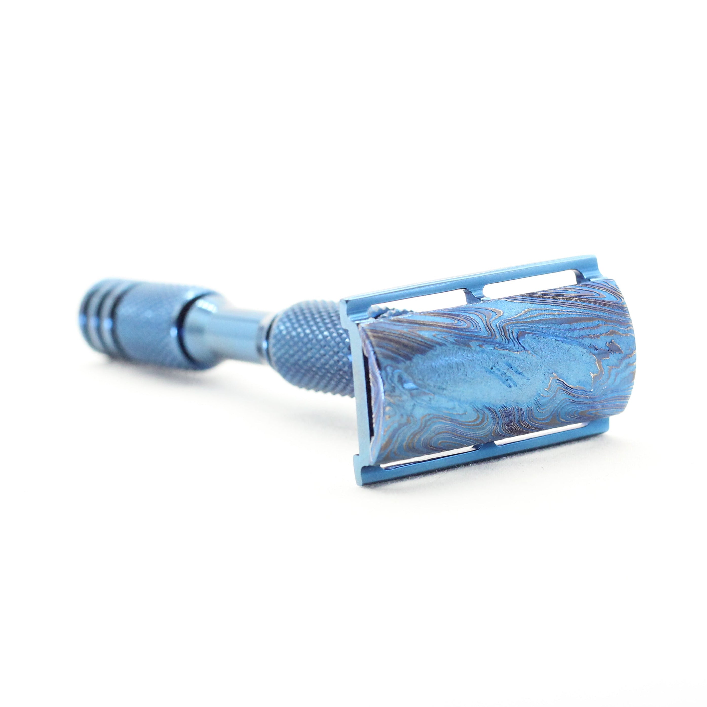 Cx-Blue/Titanium/++ Plate (1 of 1)