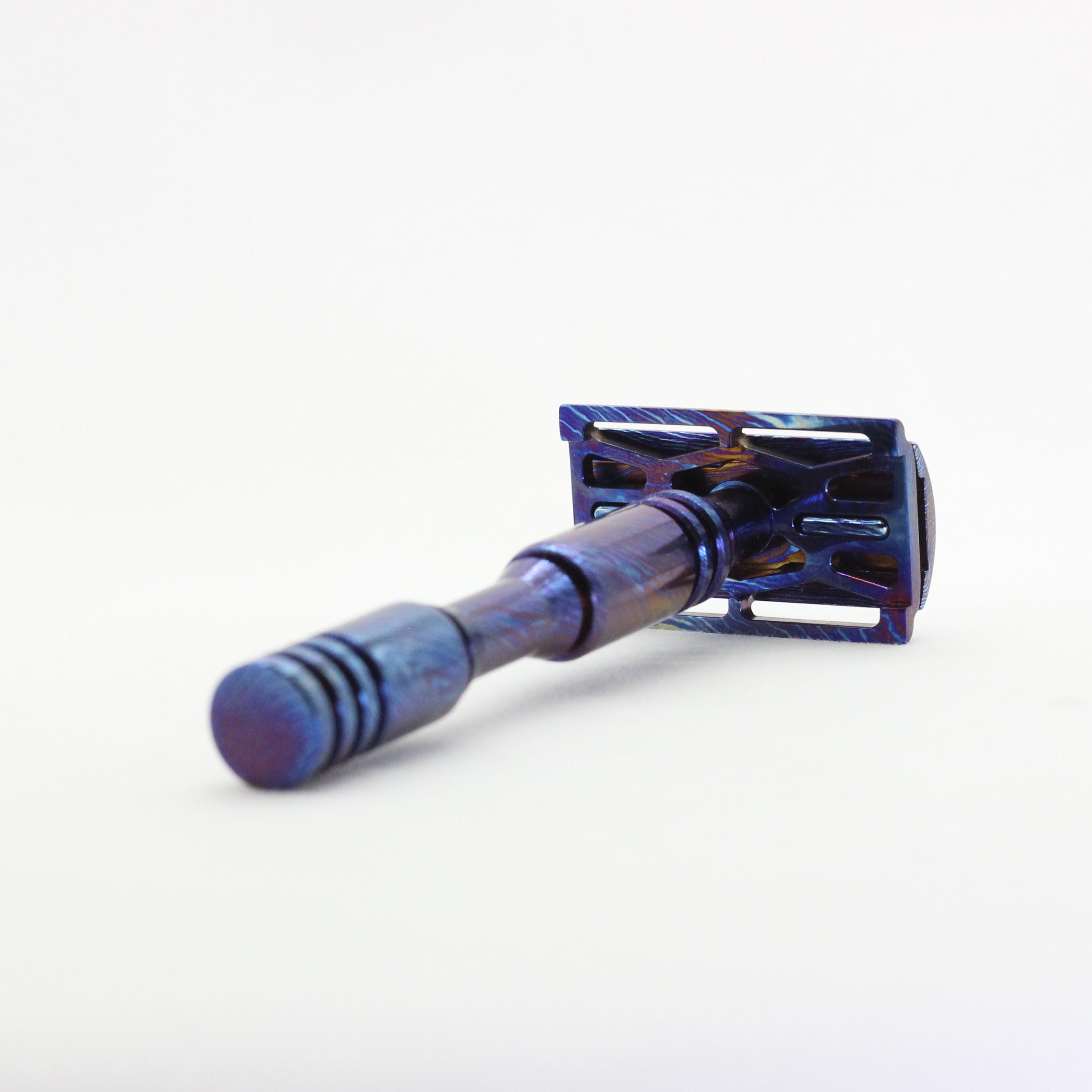 Reserved/Custom Kit: Cx-Damtanium(Incl. Stand/4 Base Plates)