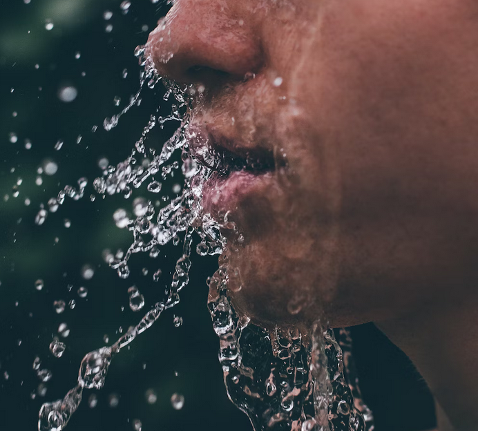 Preparing skin for shaving