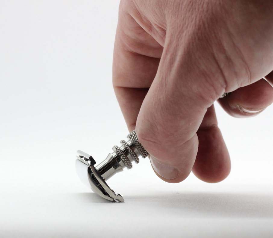 Beginners guide to wet-shaving using a safety razor