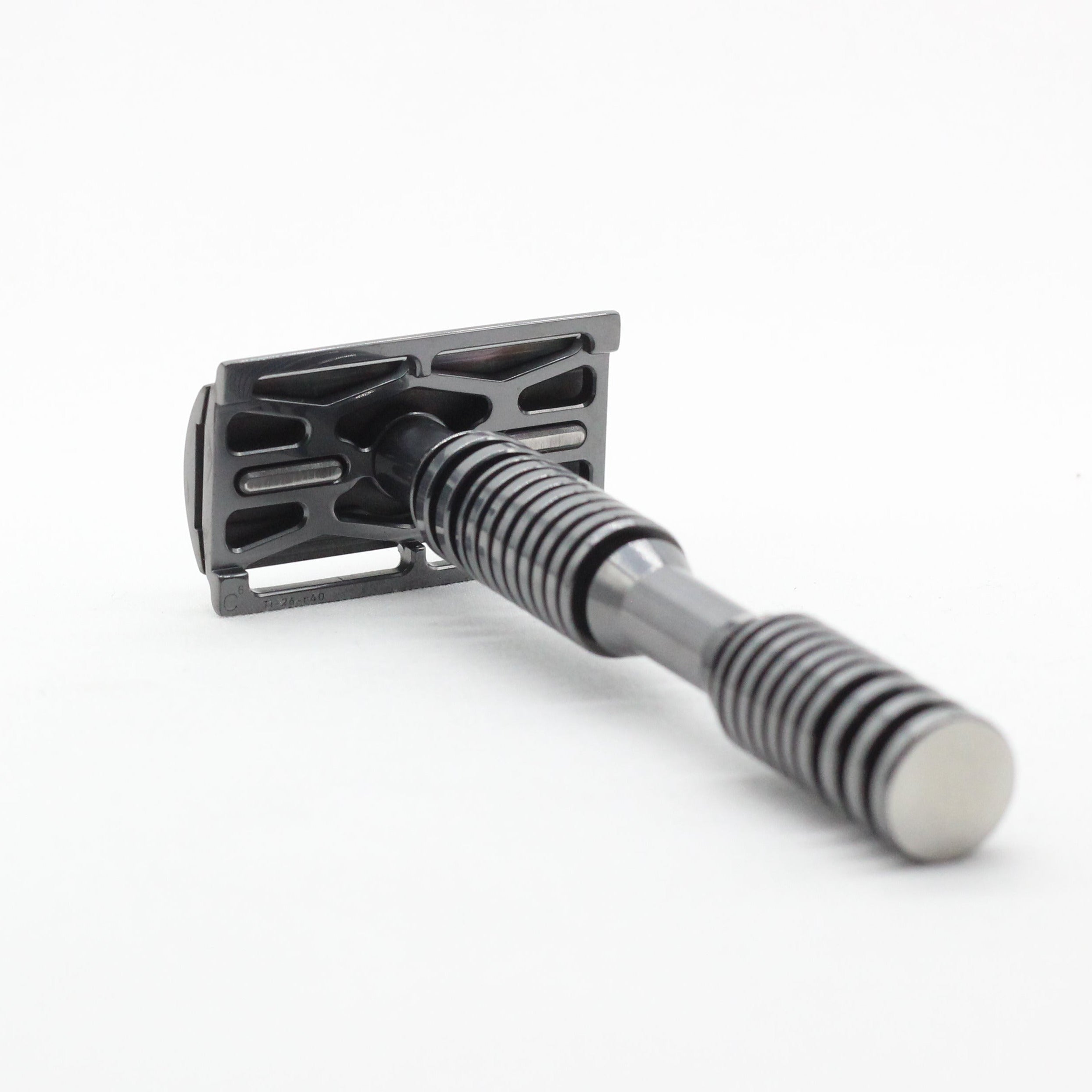 Black DLC coated safety razor - reduces razor burn - Limited edition