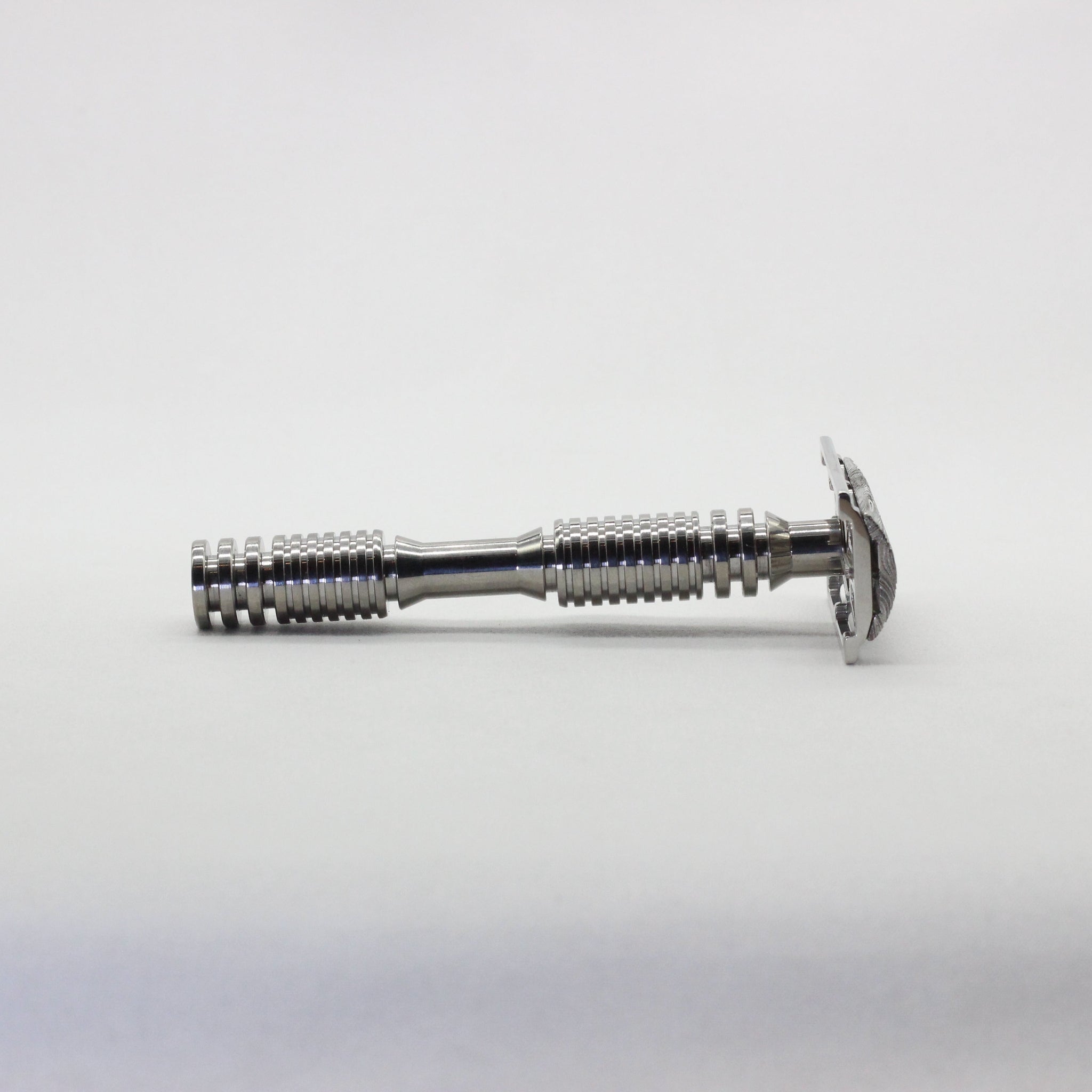 Templar Beard Razor Limited: Cx-Templar (2 of 6) – Carbon Shaving Co.