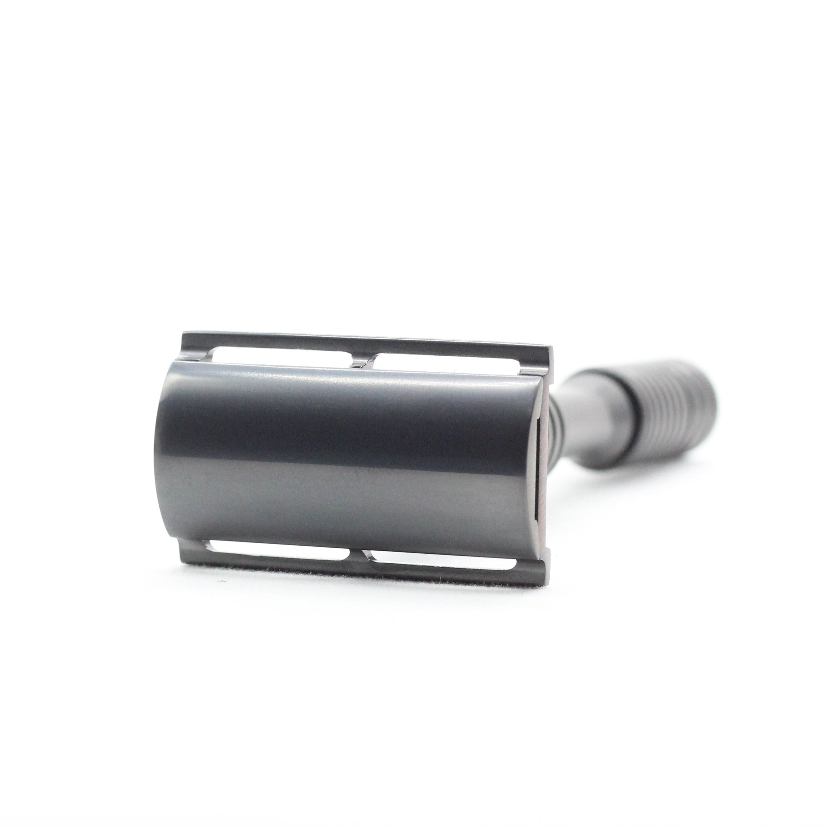 Diamond Like Carbon oating - safety razor