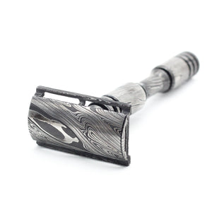 Custom: Cx-Stainless Damascus/DLC