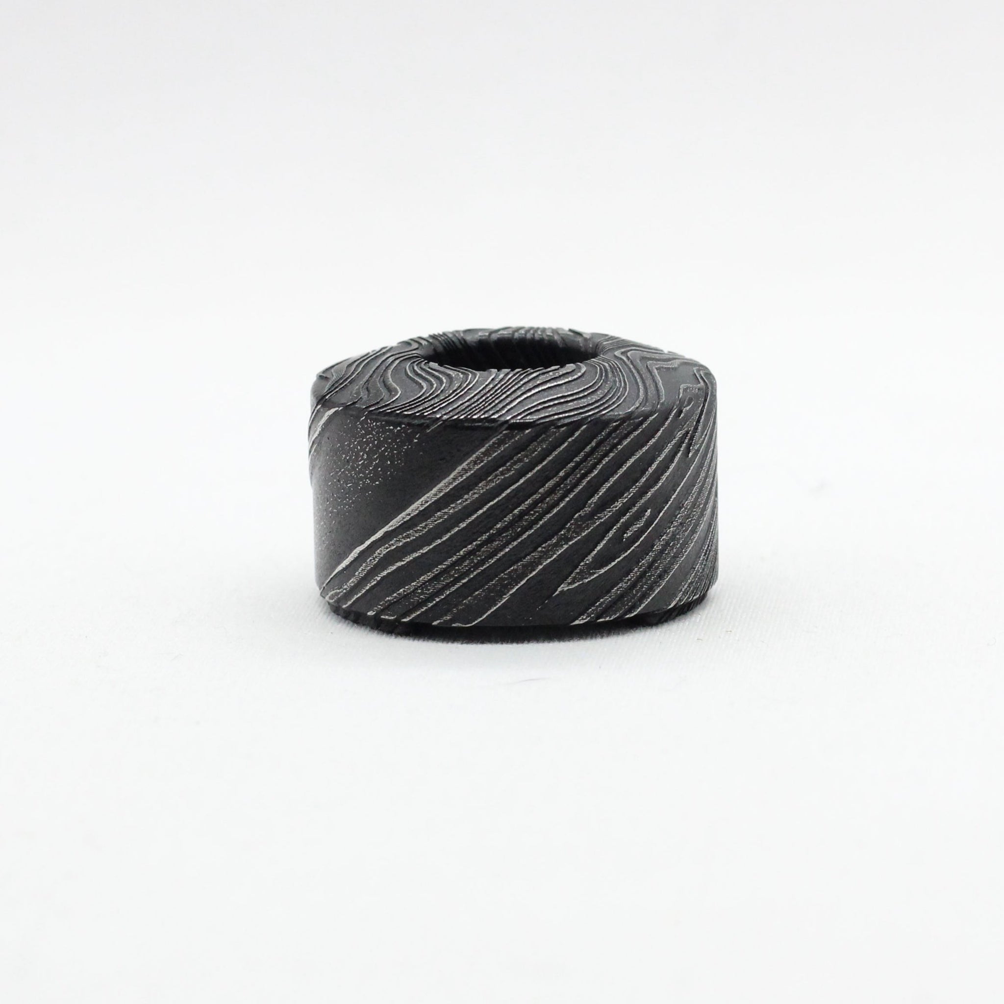 Custom: Cx-Bison Damascus/DLC (Mild/-)