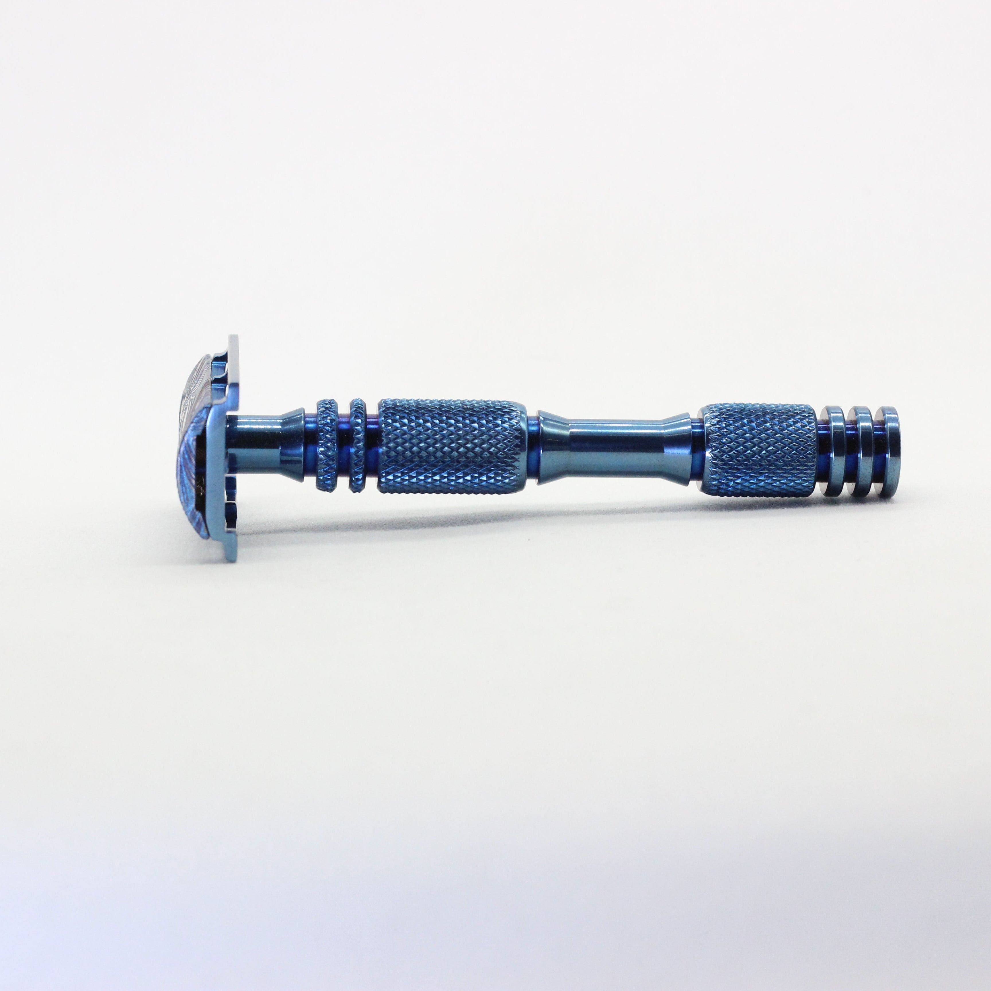 Cx-Blue/Titanium/++ Plate (1 of 1)