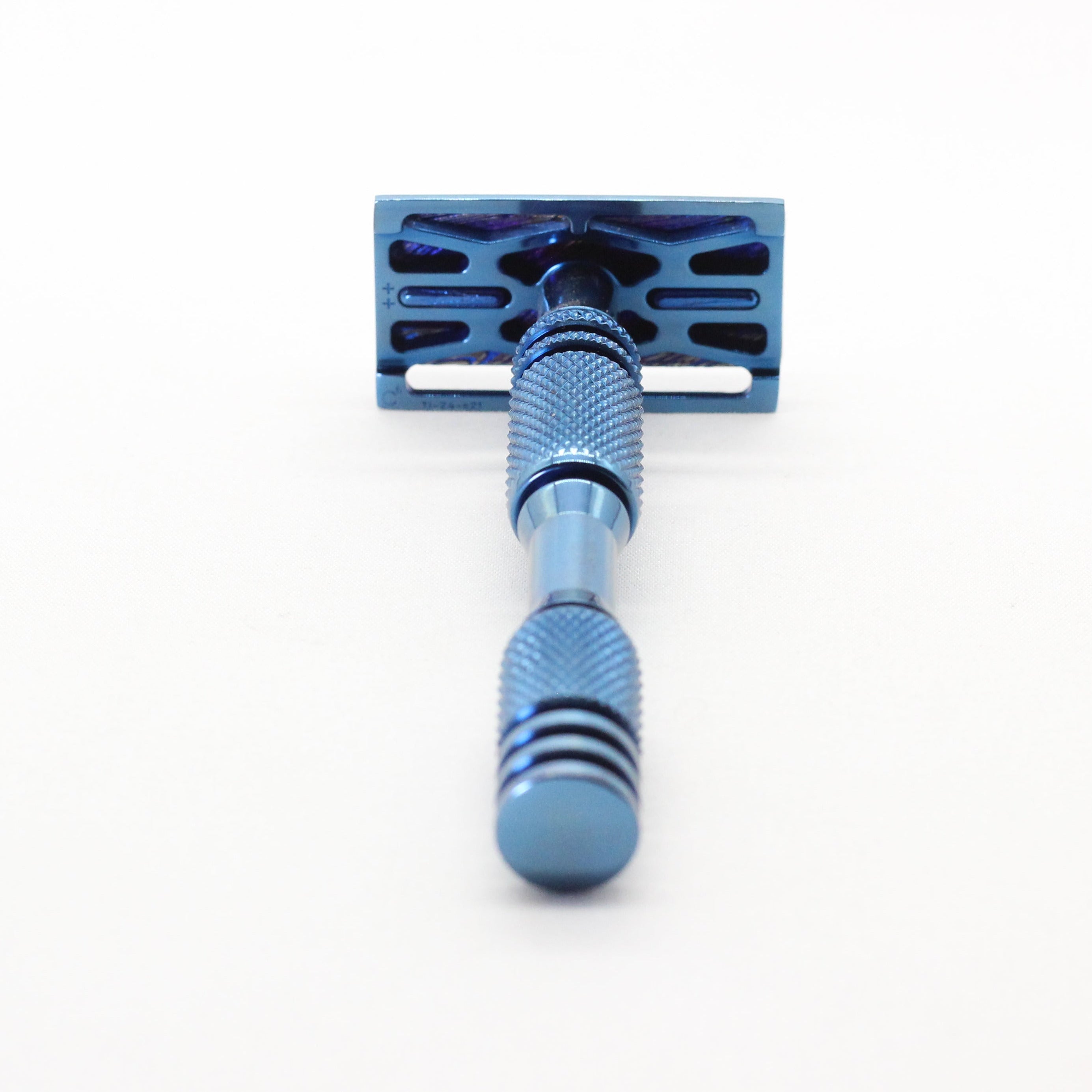Cx-Blue/Titanium/++ Plate (1 of 1)