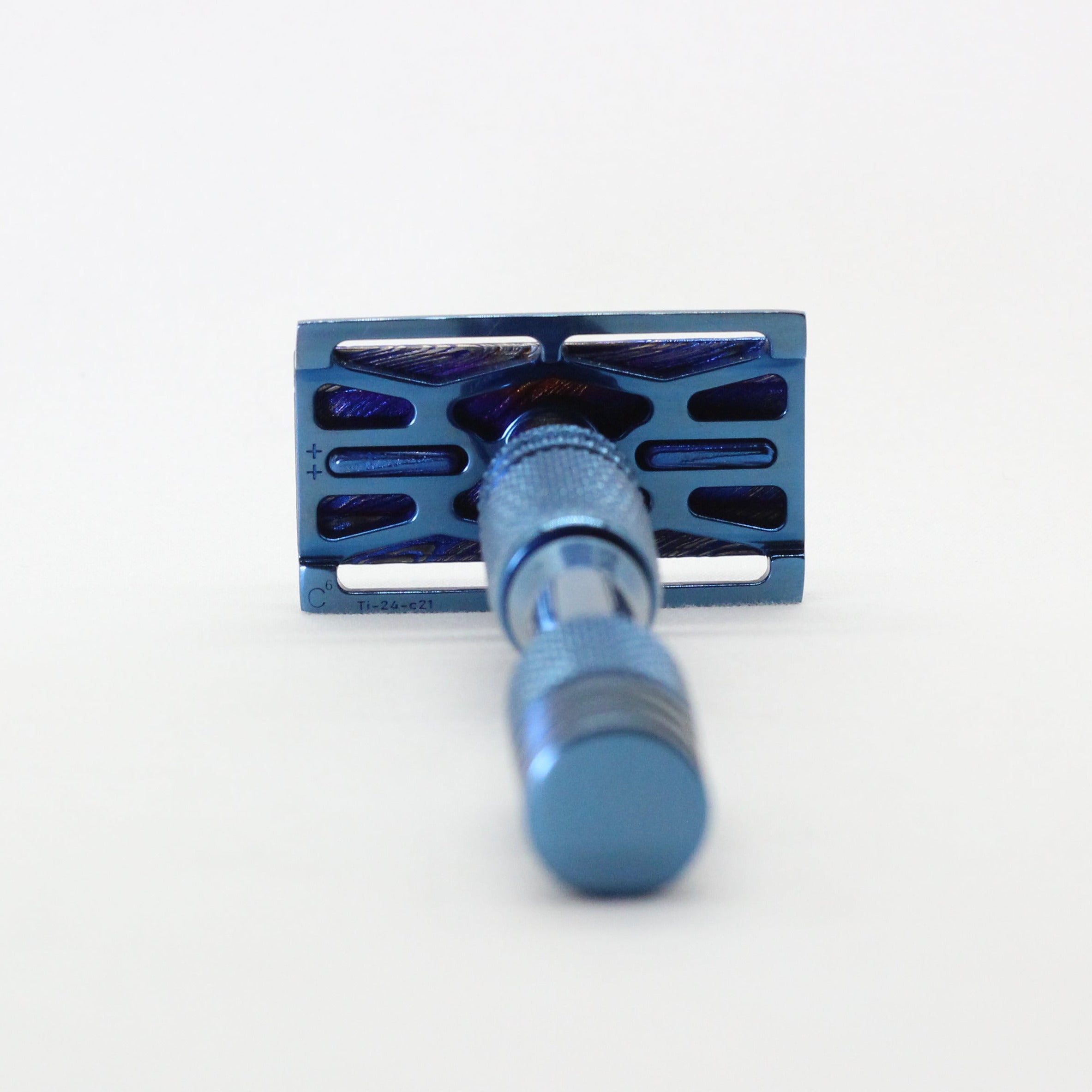 Cx-Blue/Titanium/++ Plate (1 of 1)