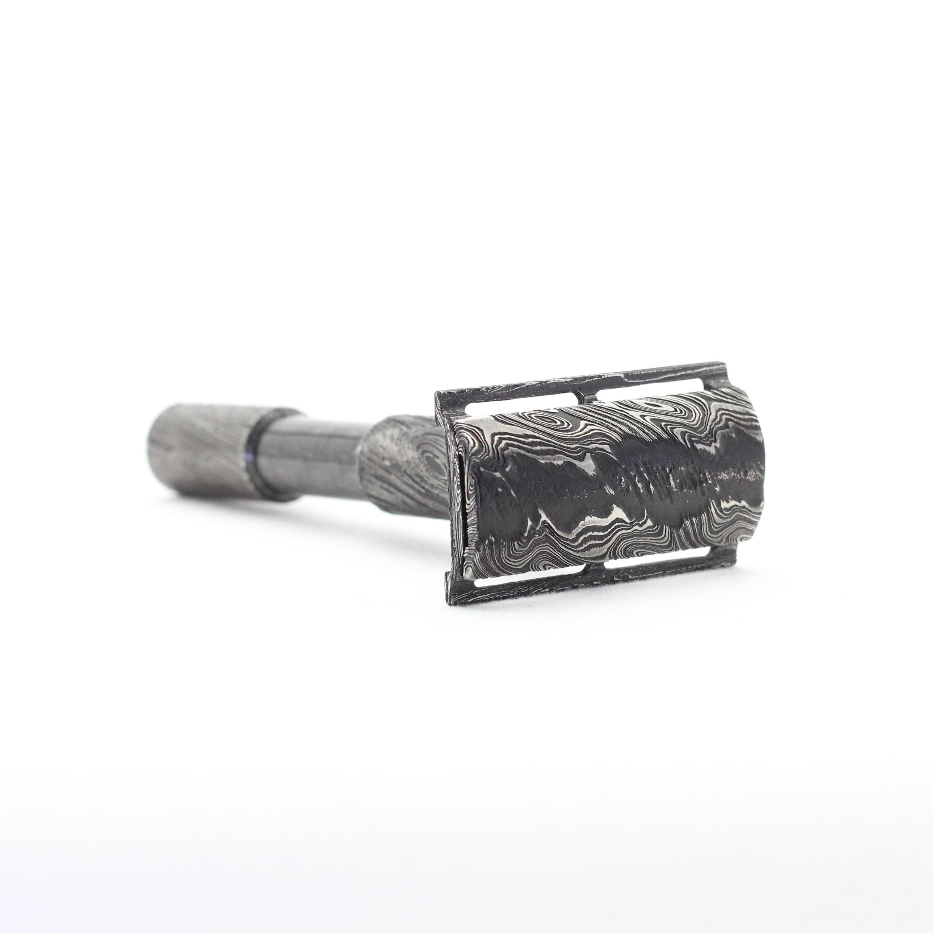 Luxury mens DE razor - DLC stainless damascus