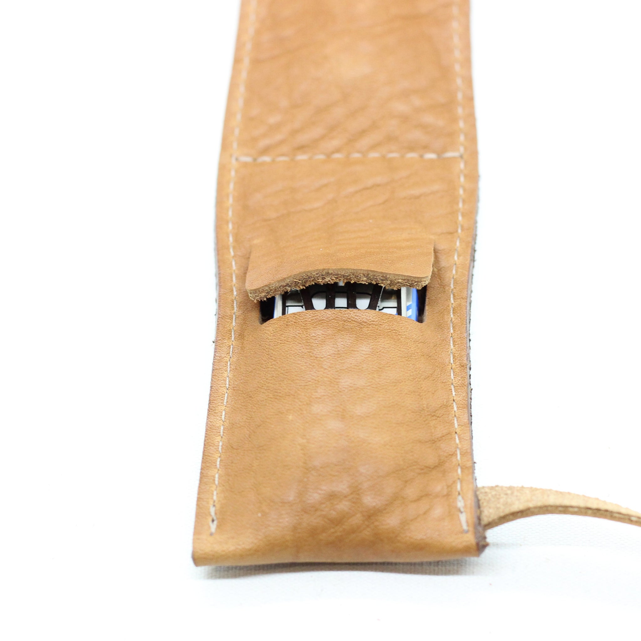 Safety razor leather case for Cx razor - Pouch view