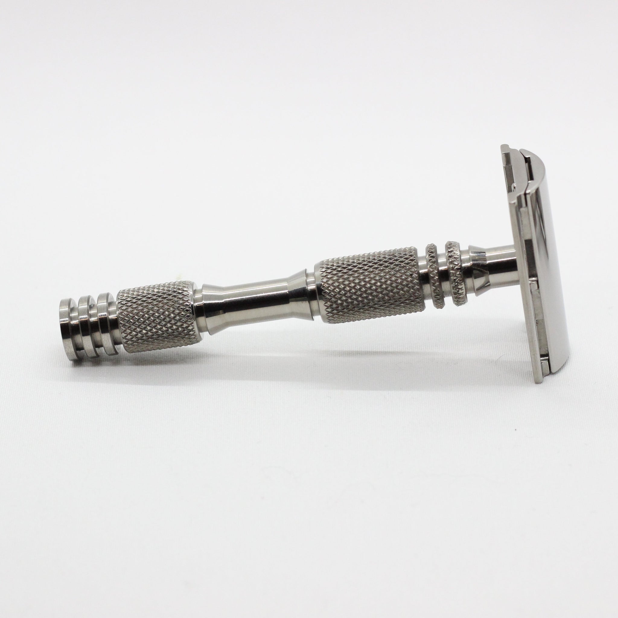 Balanced handle with pinch design view - Polished Titanium single edge razor / double edge safety razor shaving - web plate / wet shaving
