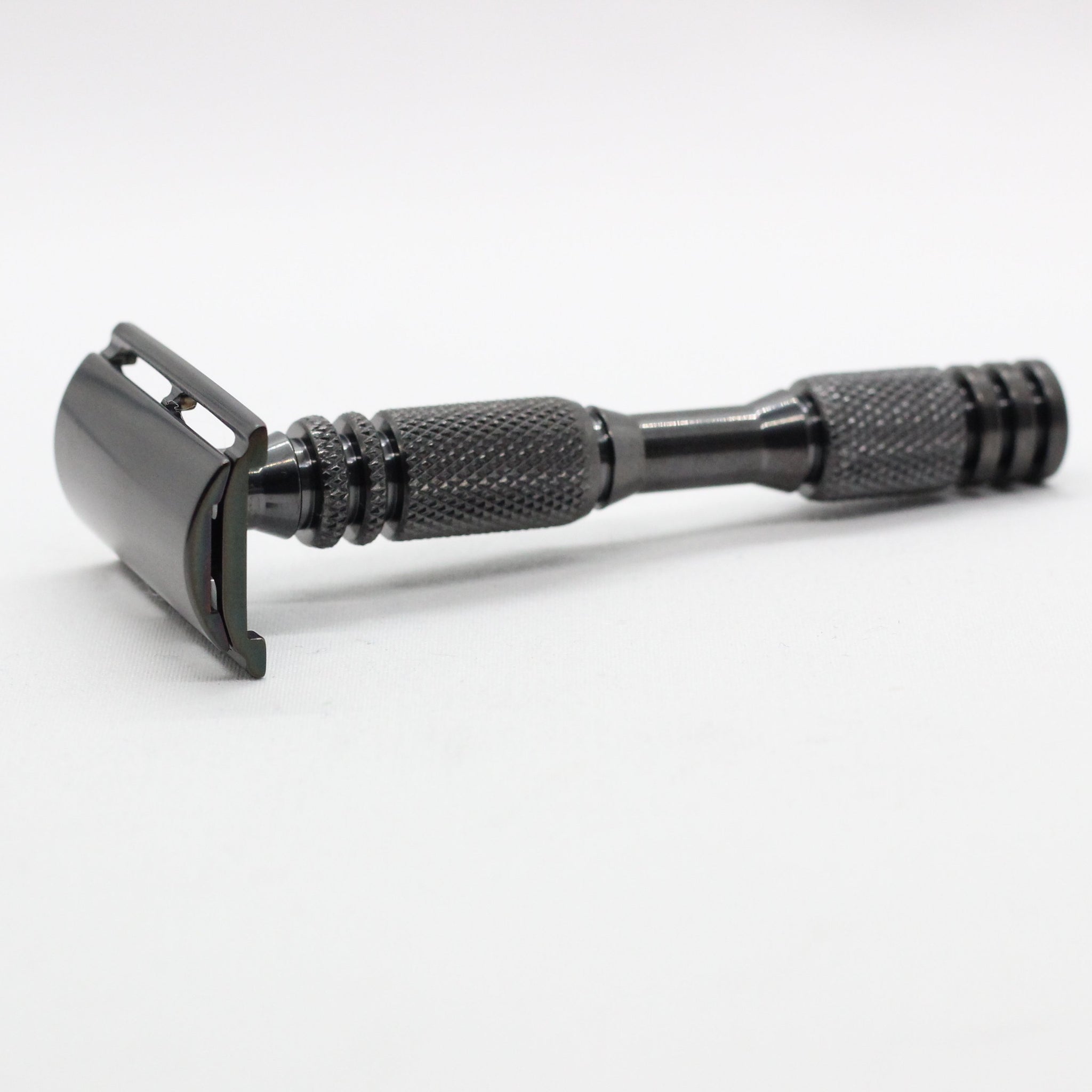 Titanium Handle Razor Buy Luxury Cx-Graphite | All Titanium Razors with Diamond-Like Carbon ...