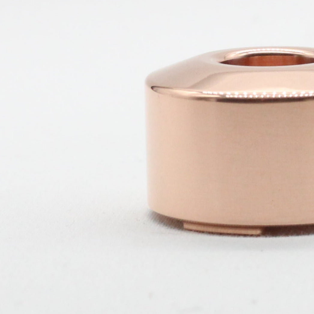 Tripod feet view - Copper safety razor stand - c110 99.9% pure copper - Tripod feet to allow water and air to flow - polished finish - works with all carbon shaving co single edge safety shavers